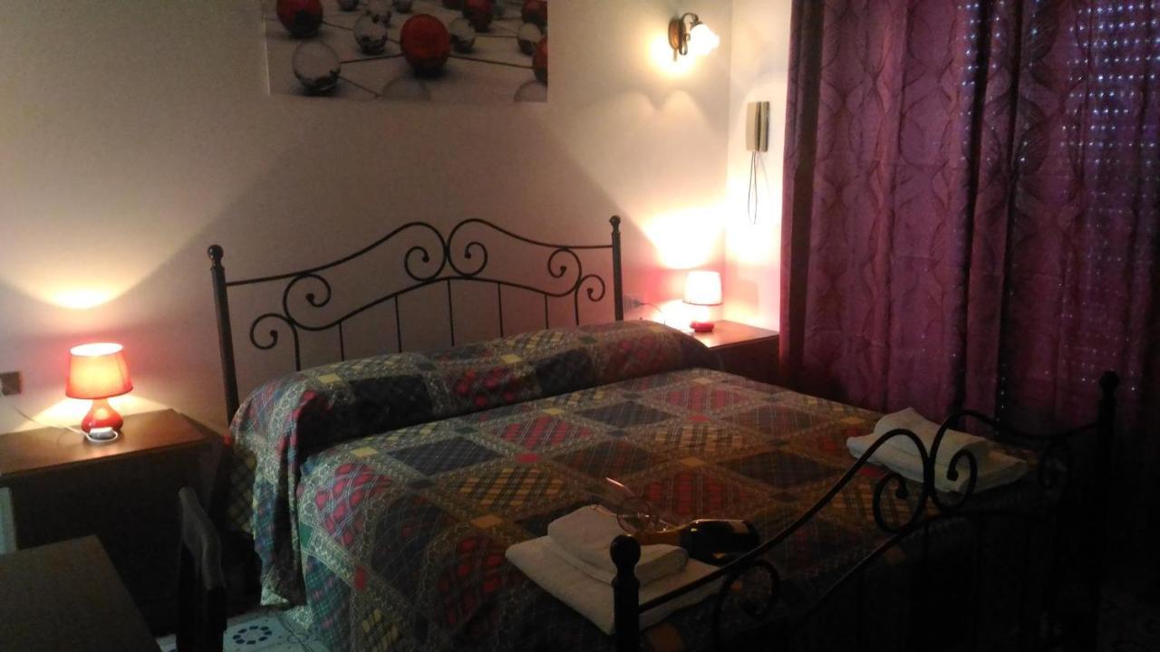 Hotel California Milazzo Eksteriør bilde