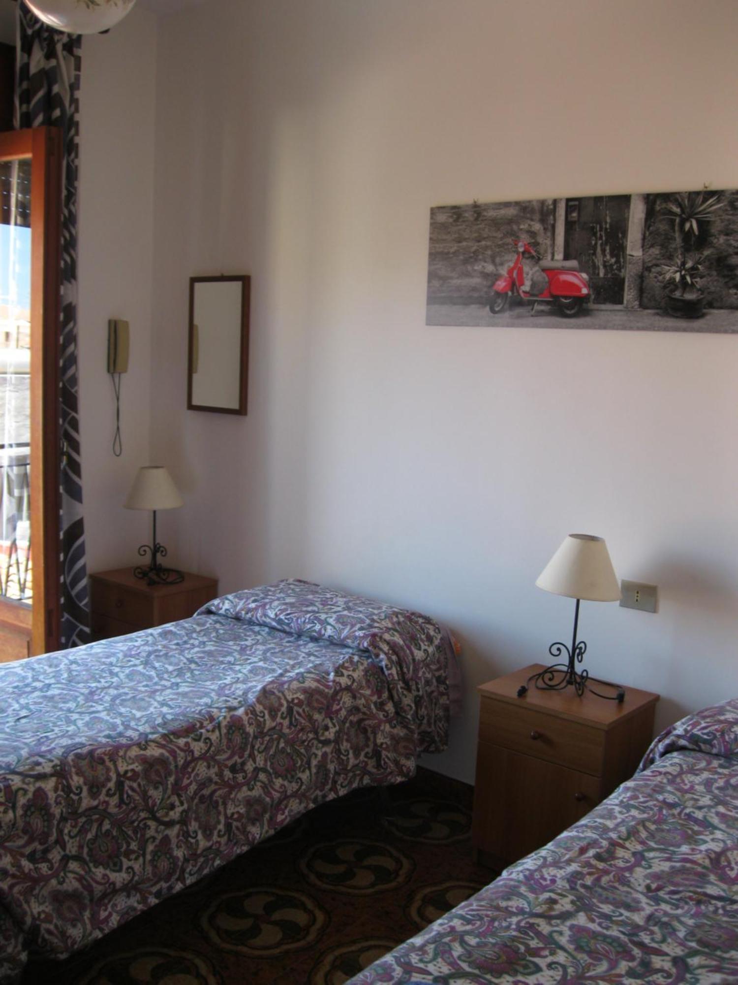 Hotel California Milazzo Rom bilde
