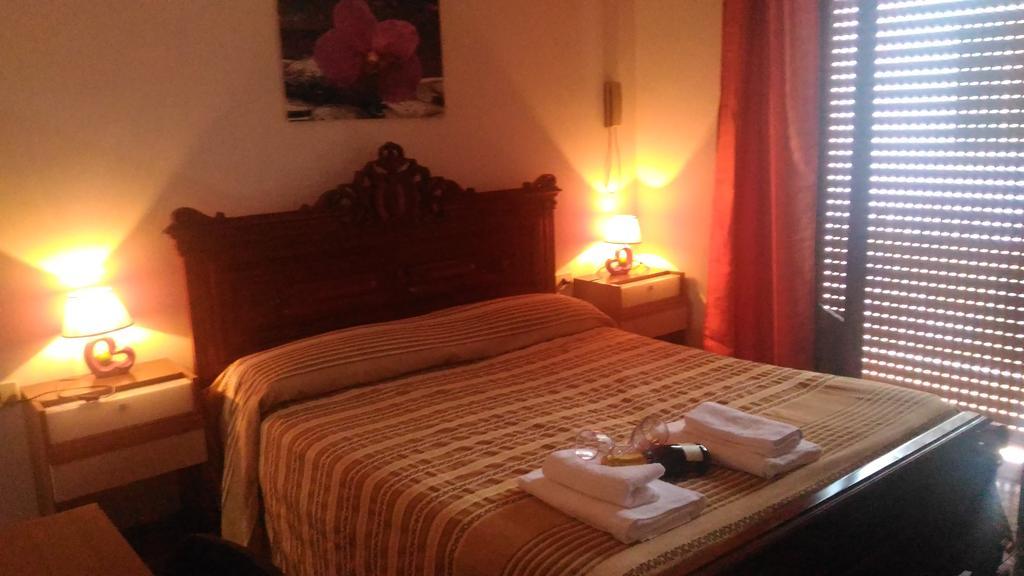Hotel California Milazzo Eksteriør bilde
