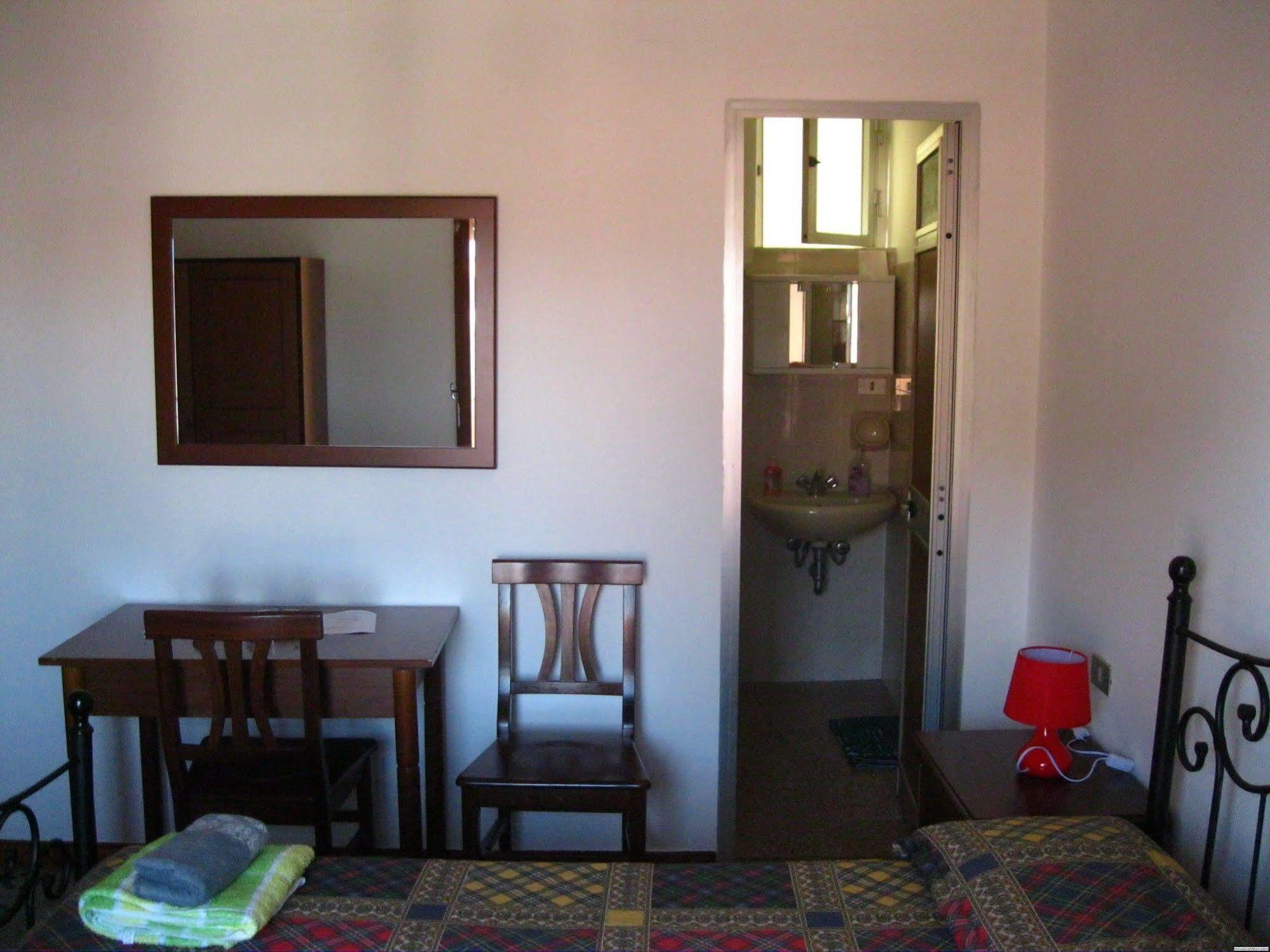 Hotel California Milazzo Eksteriør bilde