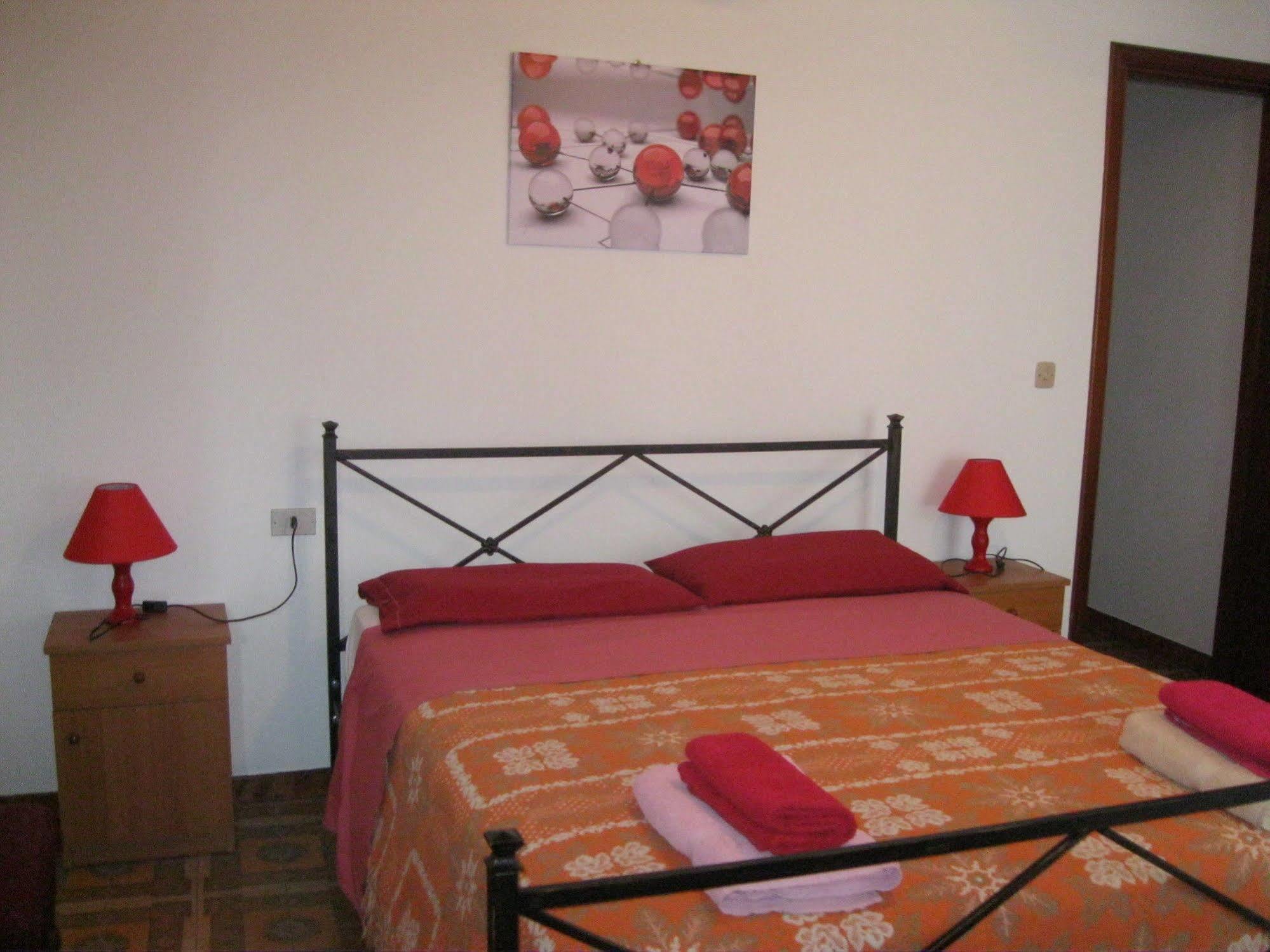 Hotel California Milazzo Eksteriør bilde